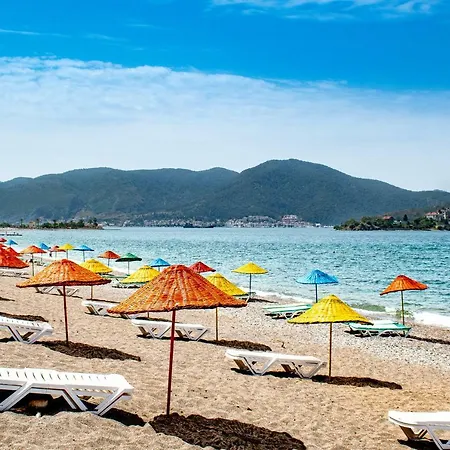 Eyna Otel
